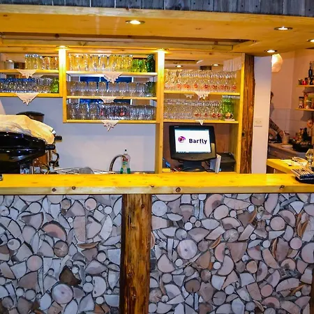 & Glamping Ex Cvet Gora Bed and Breakfast 3*