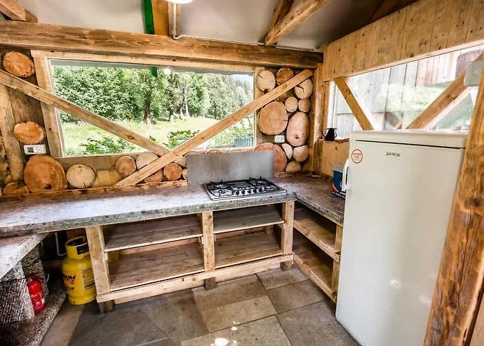 & Glamping Ex Cvet Gora 3*