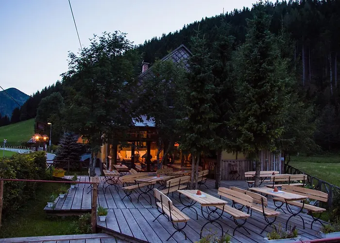 住宿加早餐酒店 & Glamping Ex Cvet Gora 泽高杰斯科